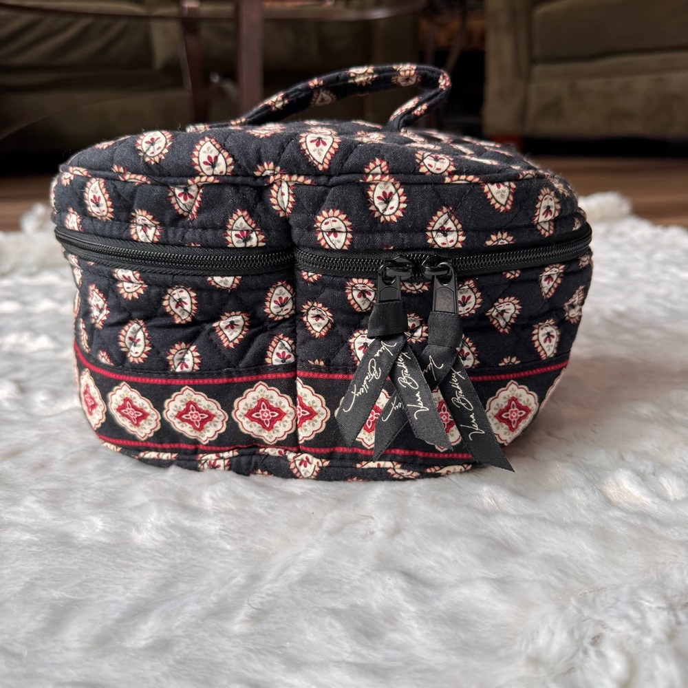 Vera Bradley Black Red Quilted Oval Travel Cosmetic Bag Retired Print - Picture 2 of 7